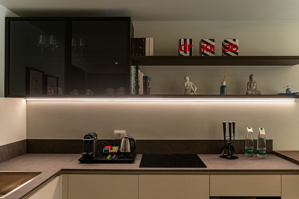 Suite Sophia — light that moves through the day 3
